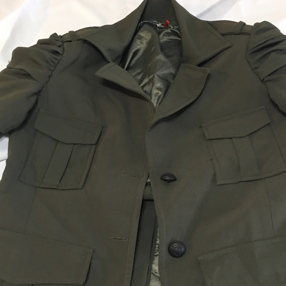 Small Literature Noir Army Green Boyfriend Blazer